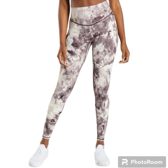 Gymshark Elevate Leggings in Cement Brown Spray Dye | Size Small - Picture 1 of 12